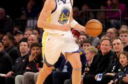 开云官网-尼斯客场战平马赛，球队势头良好