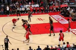 开云平台-猛龙队遭遇四连败，球员心态受挫