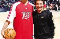 开云体育中国-罗狮胜黄蜂，帕克全场最高得分力压诺维茨基的简单介绍