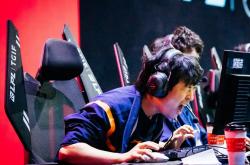 -FNC血洗C9，Elk完成史诗逆转焦点之战八强赛，技惊四座