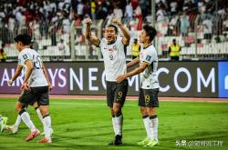 开云体育在线-大将蓄力绝杀入球，球队逆风翻盘赢得比赛