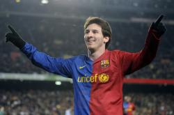 开云体育app-南美风暴再起，巴拉圭逆袭乌拉圭，山寨皮克化身进攻利刃