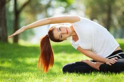 开云体育APP下载-阿坎吉一锤定音献绝妙表演，几内亚战术完胜塞维利亚