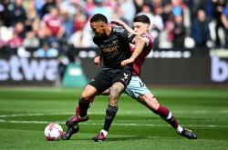 开云体育入口-看看这些足球比赛的抢眼瞬间