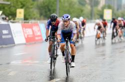 开云体育APP下载-包含英雄般表现！选手突破重围成功夺得自行车项目冠军的词条