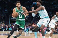 开云体育下载-真龙之争！两队将在赛场上争夺胜利