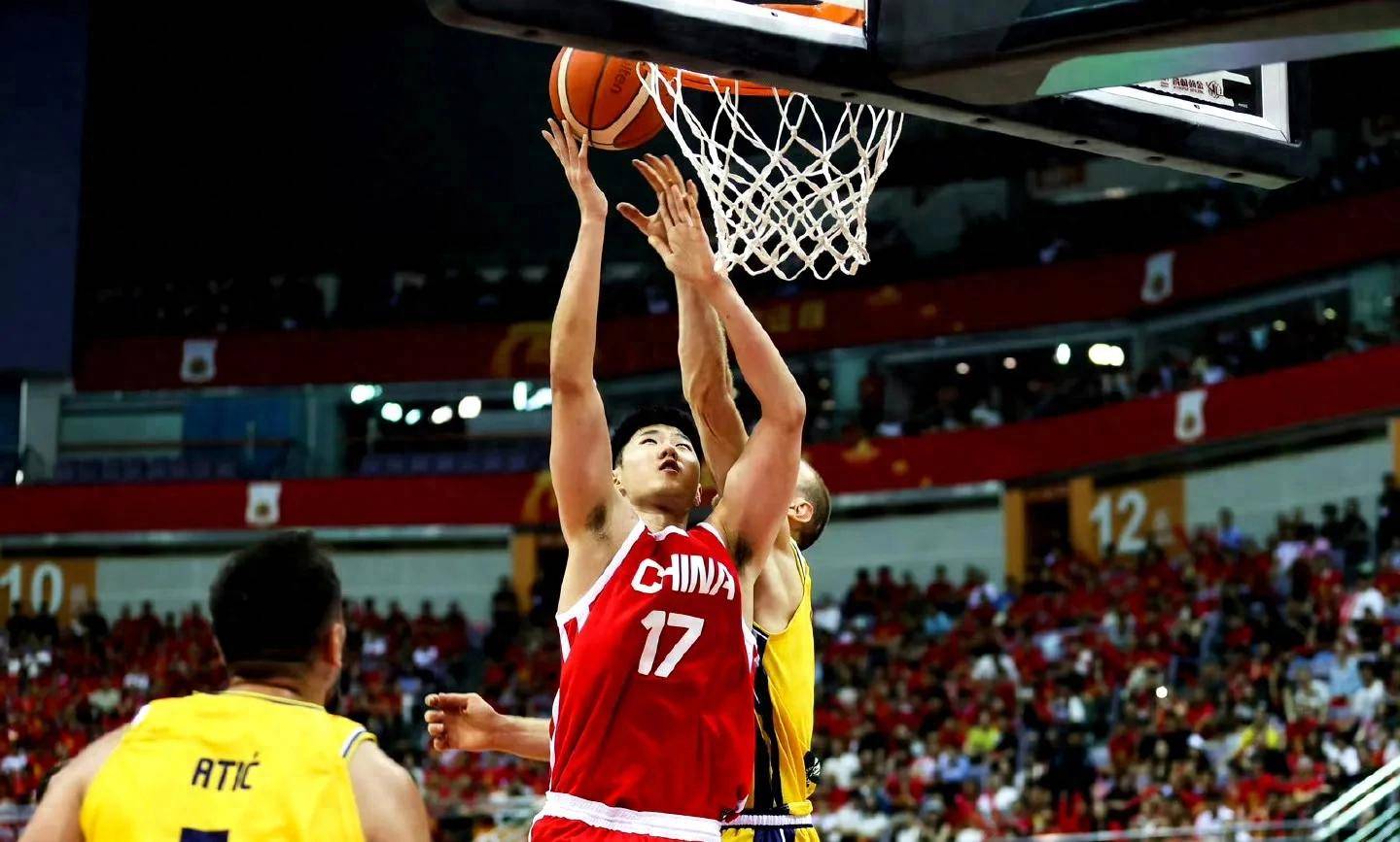 广西男篮在比赛中展现出强大力量,成功击败对手的简单介绍 广西男篮在比赛中展现出强大力量,成功击败对手的简单介绍