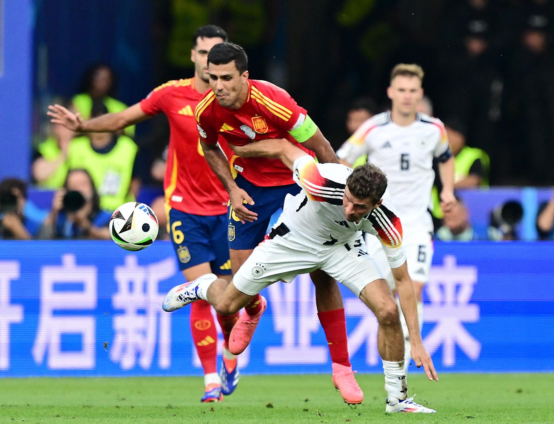 进球如潮取得完胜，晋级半决赛继往开来的简单介绍