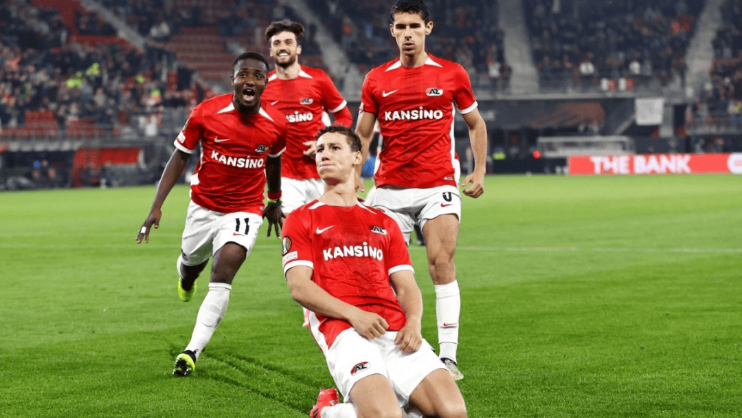 曼联球员全员备战未来英超巅峰对决