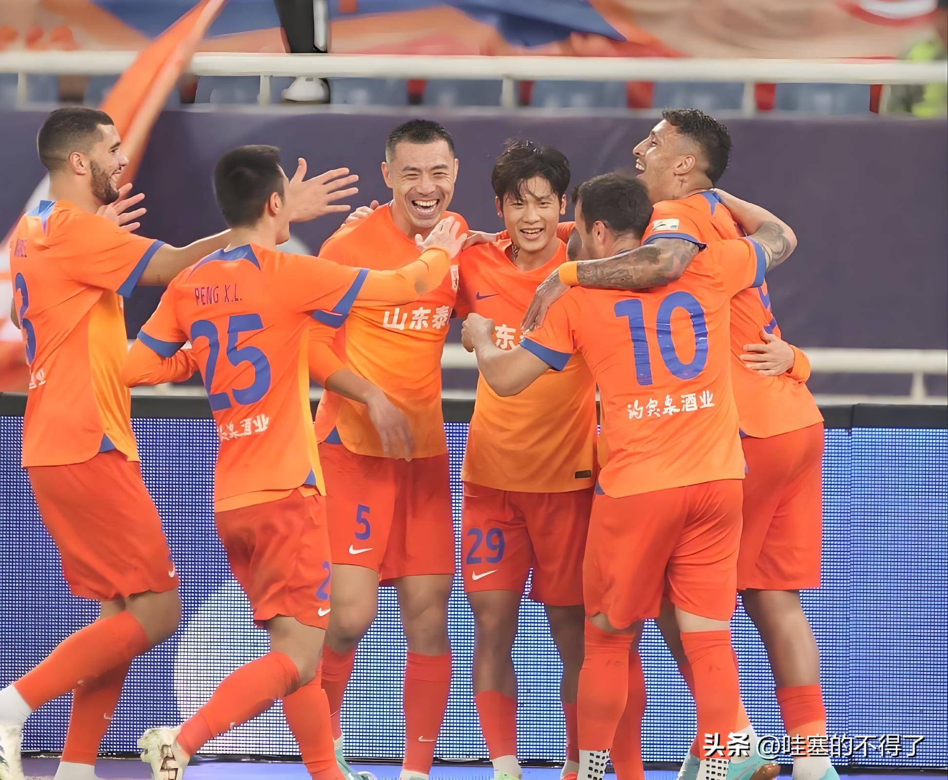 战术部署奏效，球队破解对手防线获胜