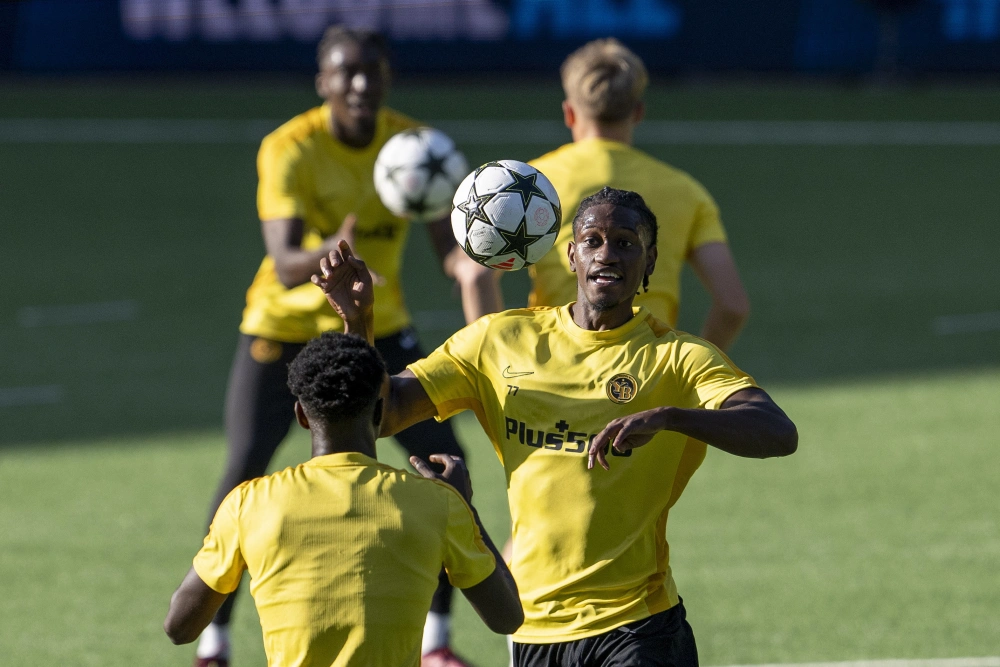 包含斯图加特足球队展现出色阵容,取得胜利的词条 包含斯图加特足球队展现出色阵容,取得胜利的词条