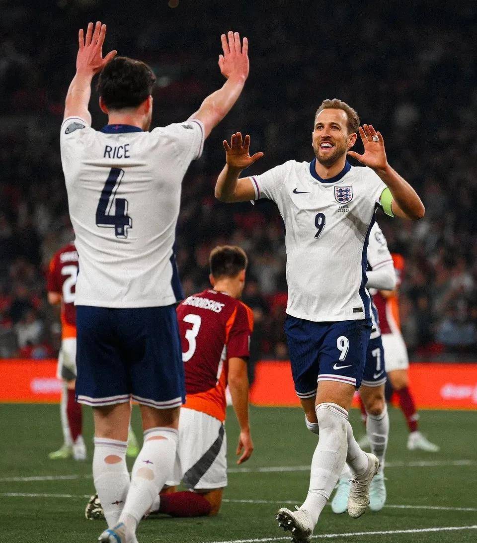 欧预赛英格兰客场不敌波兰险胜收场 欧预赛英格兰客场不敌波兰险胜收场