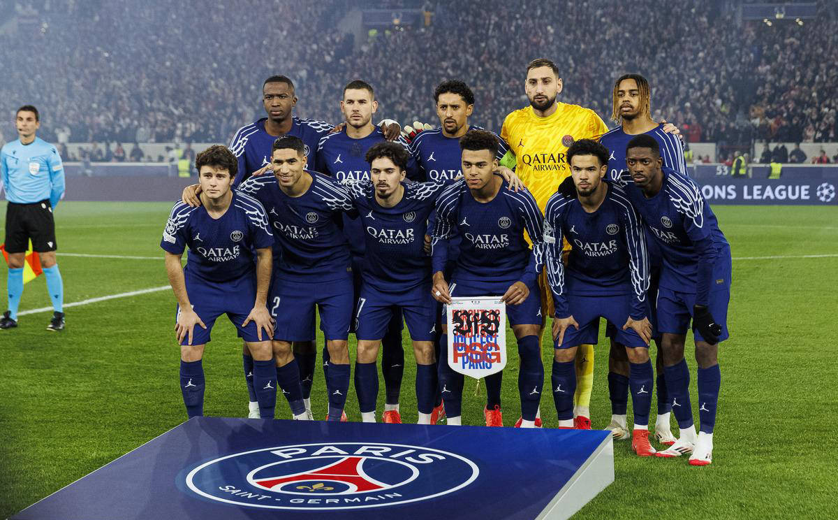 巴黎圣日耳曼豪取六连胜,领跑法甲联赛 巴黎圣日耳曼豪取六连胜,领跑法甲联赛