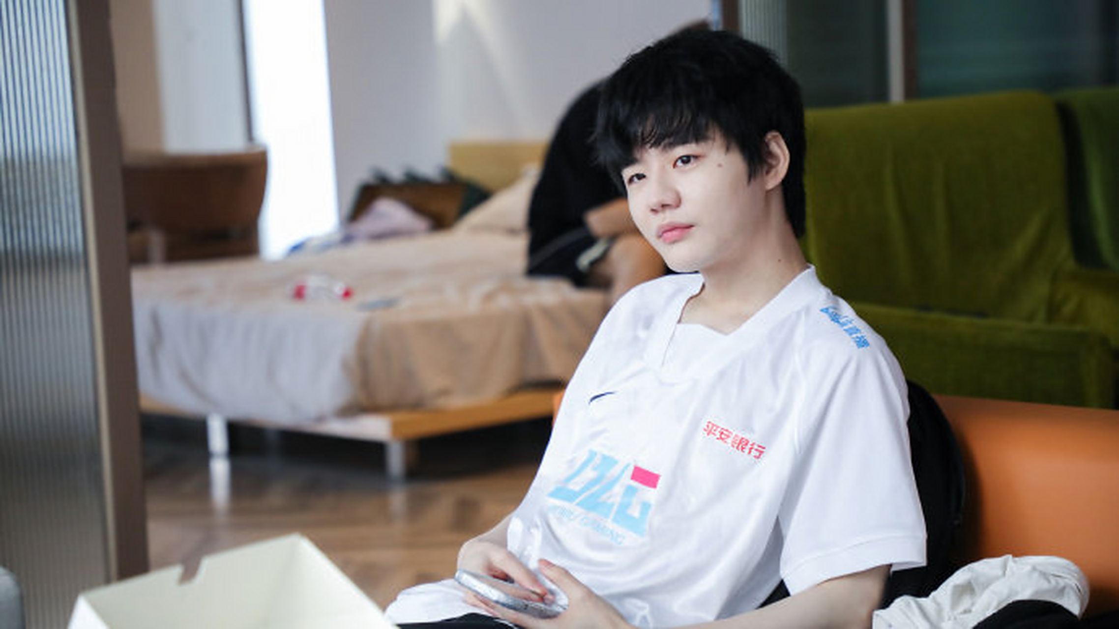 HKA翻盘BLG,Crisp关键团战开团秒人峡谷大战小组赛,技惊四座 HKA翻盘BLG,Crisp关键团战开团秒人峡谷大战小组赛,技惊四座