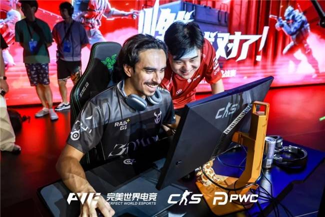 NS翻盘HLE，Tarzan极限生还后反打焦点之战2025世界赛，成为赛场最大亮点的简单介绍