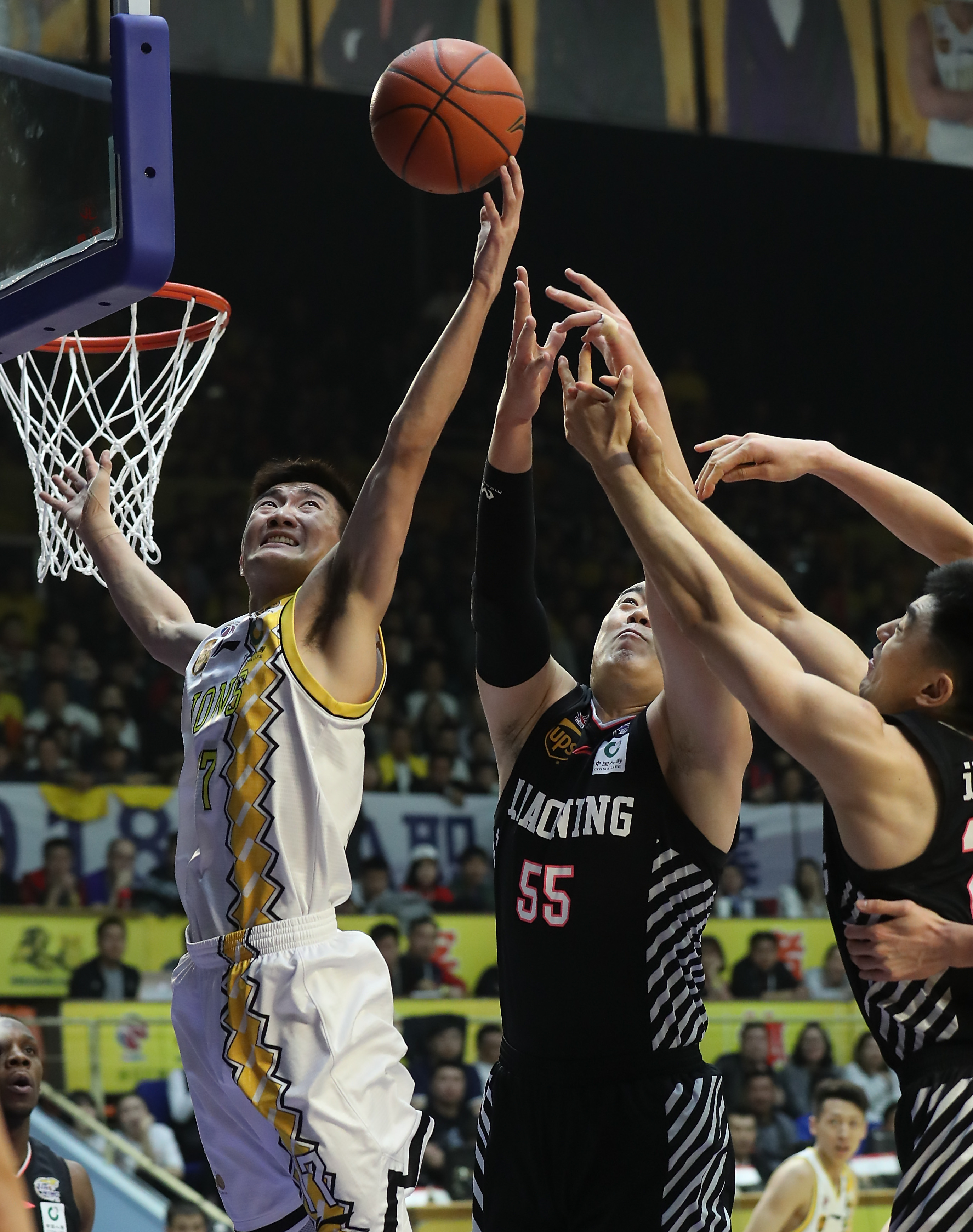 包含艰难困苦,篮球场上的勇者之行的词条 包含艰难困苦,篮球场上的勇者之行的词条