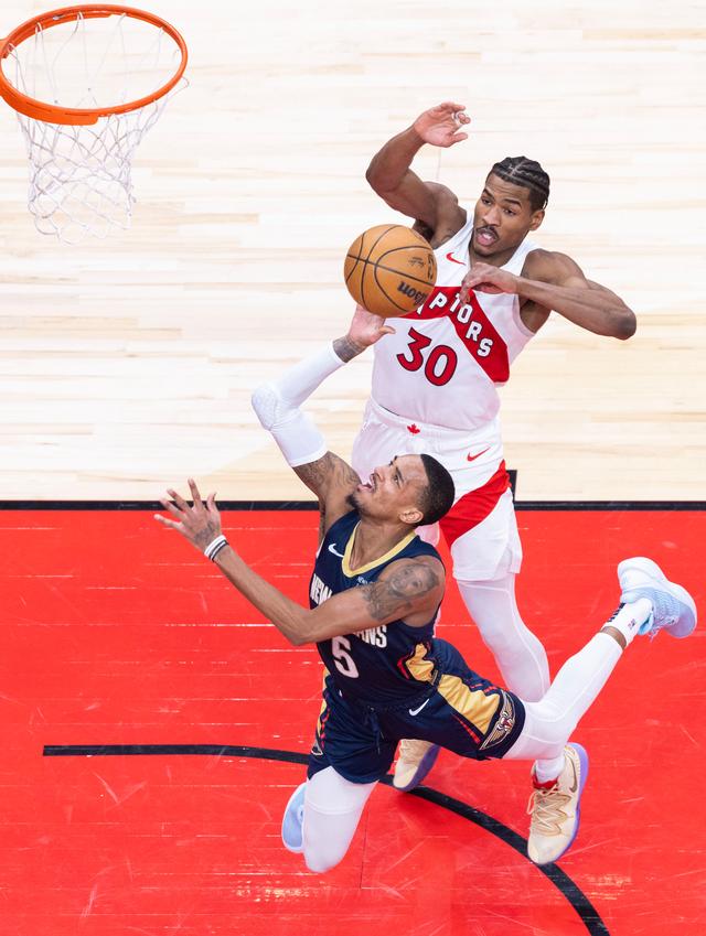 猛龙主场再胜雄鹿,系列赛2-0领先的简单介绍 猛龙主场再胜雄鹿,系列赛2-0领先的简单介绍