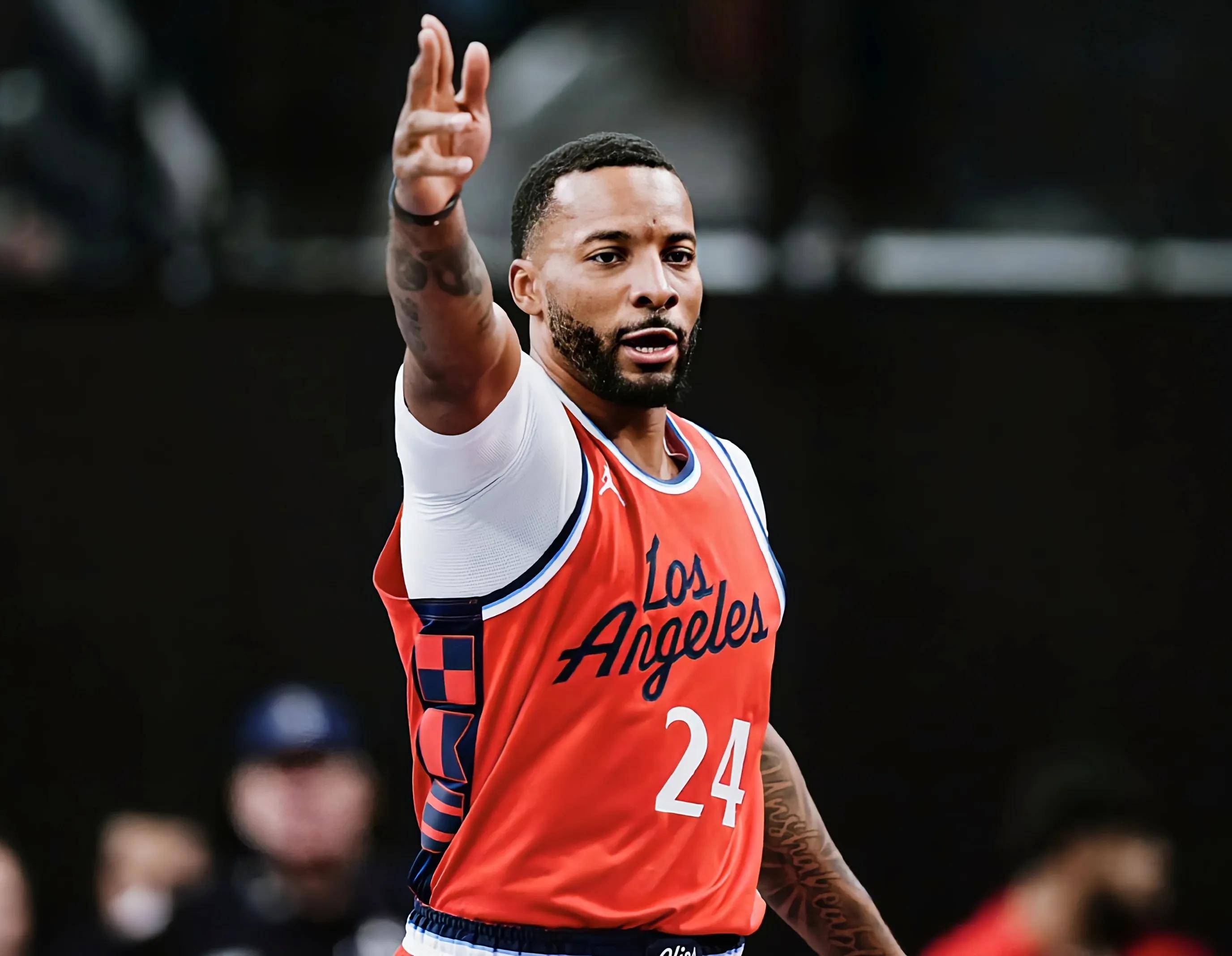 快船队惨遭猛龙队逆转，遭遇三连败的简单介绍