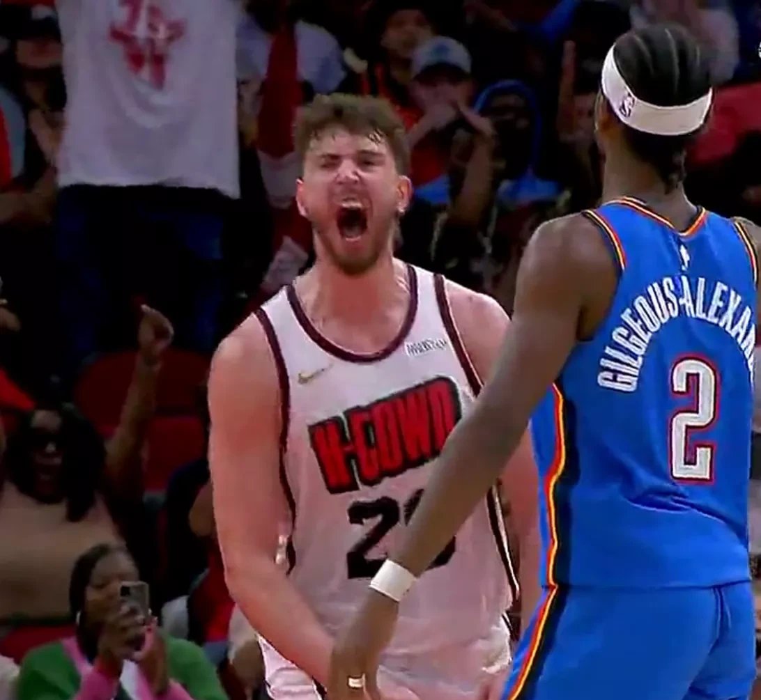 火箭三分手受伤,球队季后赛前景蒙上阴影 火箭三分手受伤,球队季后赛前景蒙上阴影