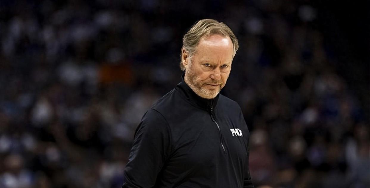 太阳主帅因战术失误被解雇