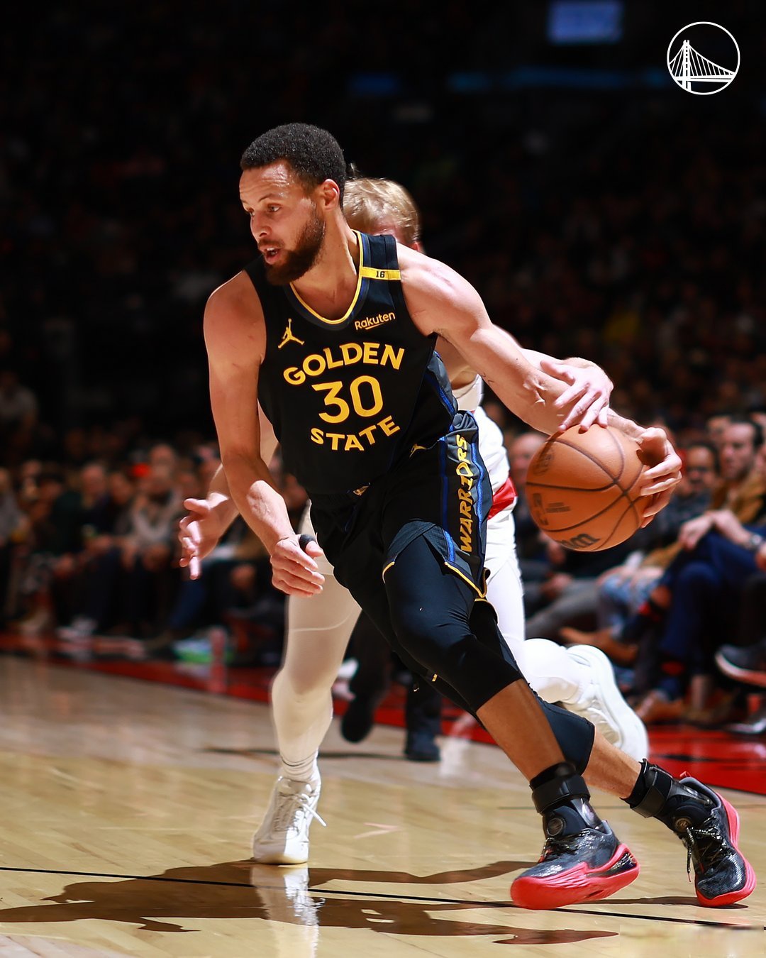 猛龙队全队表现稳定，积极备战季后赛