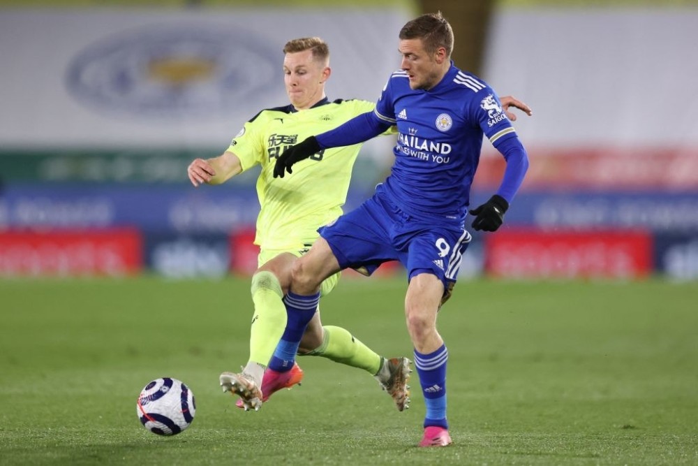 关于里尔客场爆冷击败里昂，惊天一击的信息