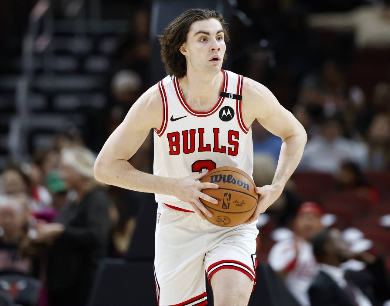 公牛队宣布更换总经理,调整球队格局 公牛队宣布更换总经理,调整球队格局