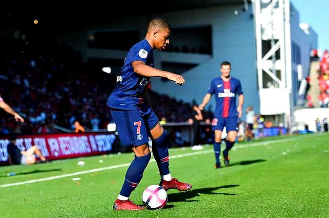 荷兰主场大胜西班牙,欧国联新星崭露头角的简单介绍 荷兰主场大胜西班牙,欧国联新星崭露头角的简单介绍