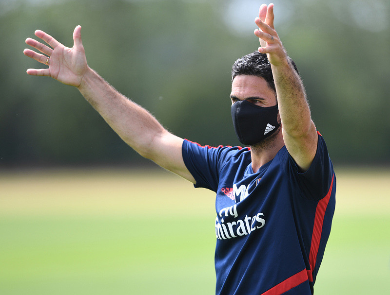 阿森纳后防线被批评，面对挑战需稳扎稳打