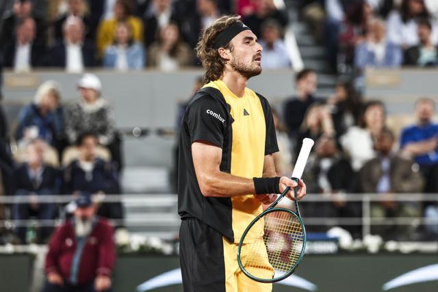 关于意大利网球队强势德国网球队，西西帕斯制霸全场的信息