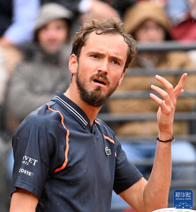 ATP总决赛横扫联合杯，梅德韦杰夫高光表现